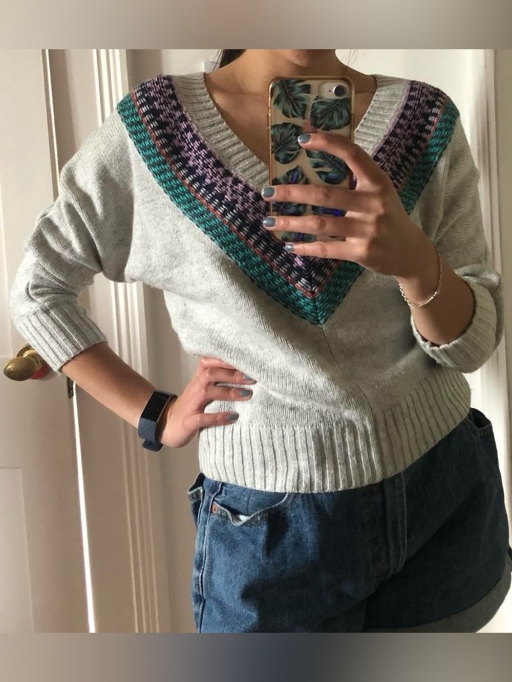 American Eagle Outfitters Aztec Vintage Sweater Size L